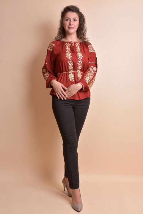 Bluza rosie cu motiv floral auriu Otilia 03 [6]