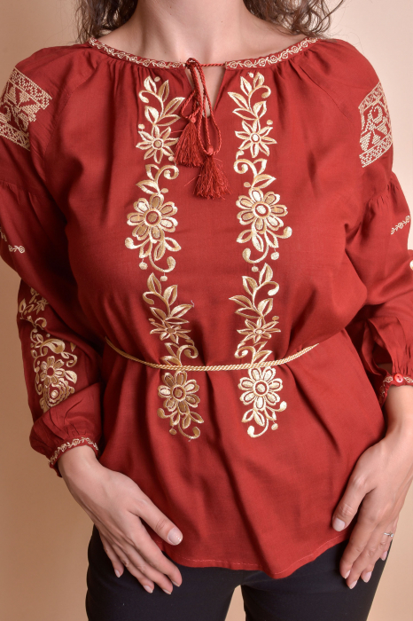 Bluza rosie cu motiv floral auriu Otilia 03 [2]