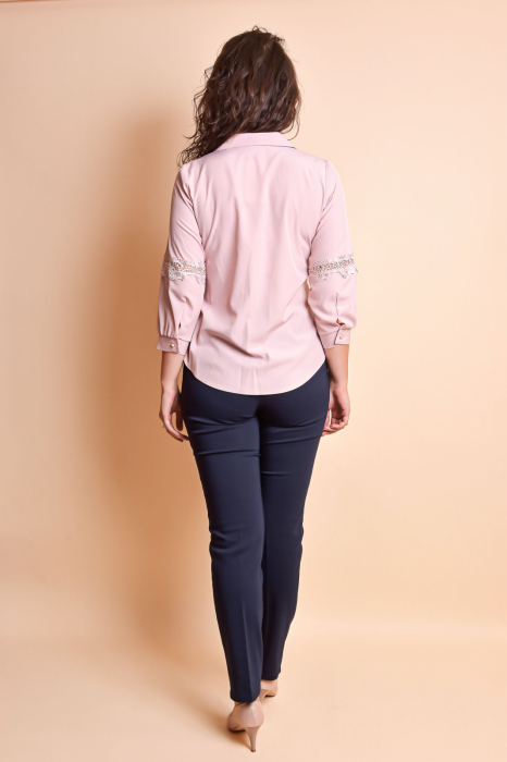 Bluza roz cu dantela pe maneca [11]