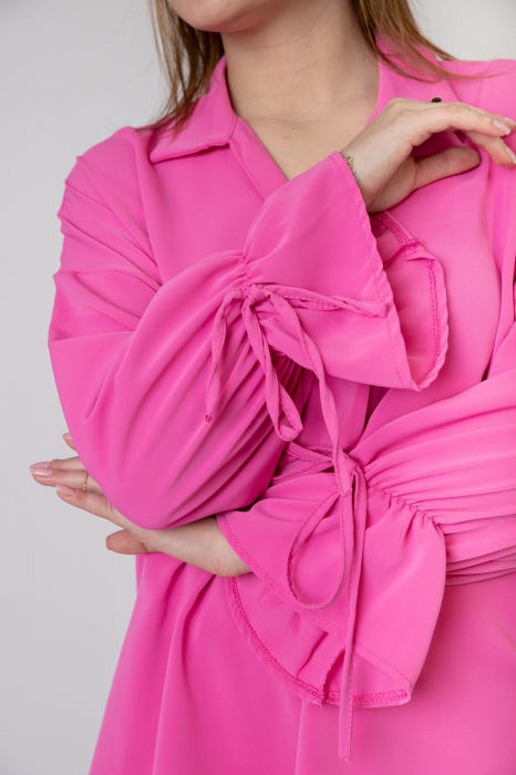 Bluza roz vaporoasa cu maneci clopot [2]
