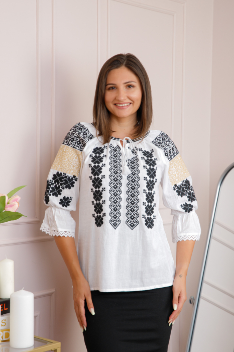 Bluza tip ie alba cu motiv floral negru Mioara [3]