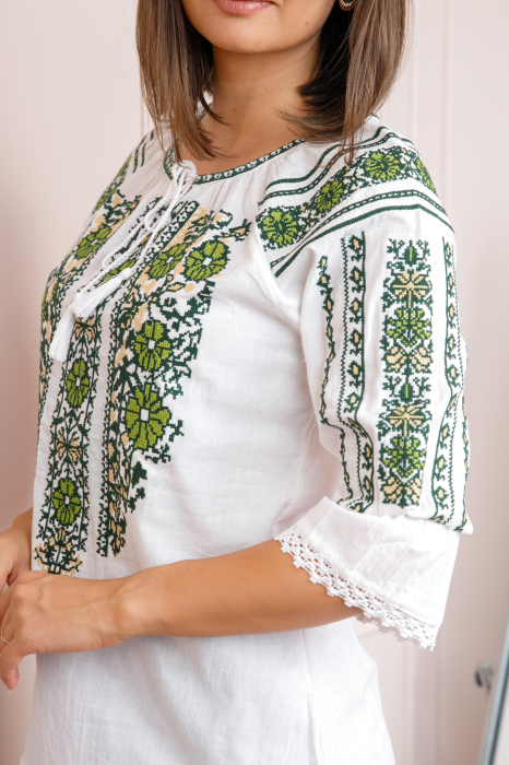 Bluza tip ie alba cu motiv floral verde Arabella [2]
