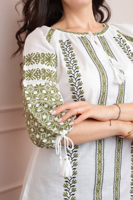 Bluza tip ie alba cu motiv floral verde Isidora [2]