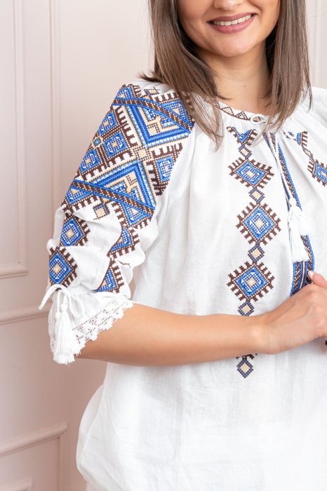 Bluza tip ie alba cu motiv geometric albastru Stefana [2]