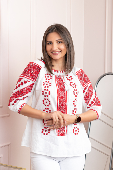 Bluza tip ie alba cu motiv geometric rosu Ioana [3]