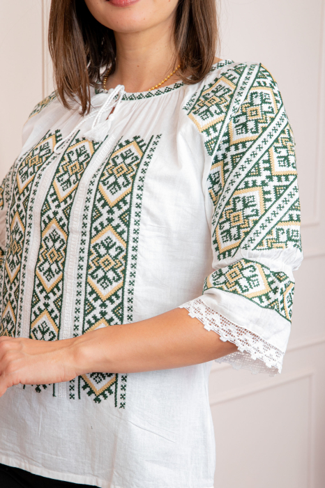 Bluza tip ie alba cu motiv geometric verde Ina 07 [2]
