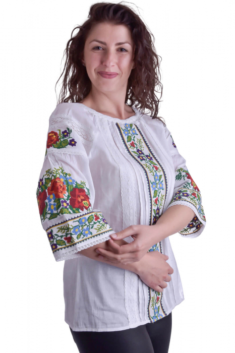 Bluza traditionala alba cu motiv floral multicolor Amelia [2]