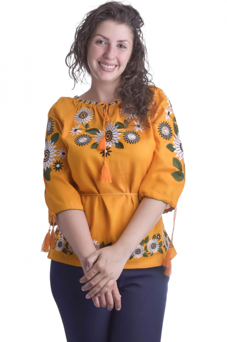 Bluza galbena cu motiv floral alb Catrinel 01 [4]
