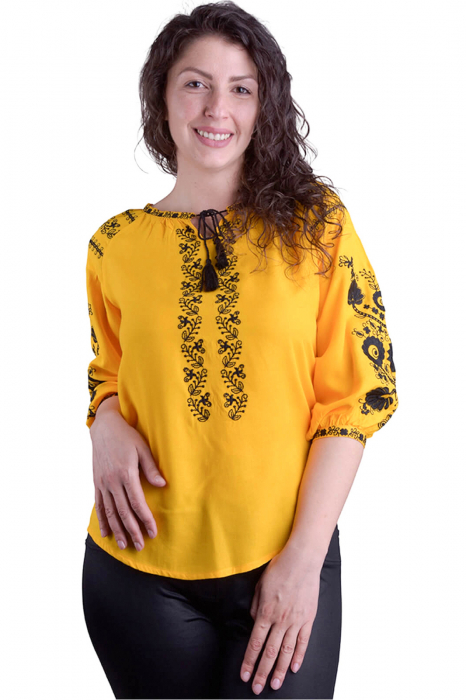 Bluza galbena cu motiv floral negru Fernanda 02