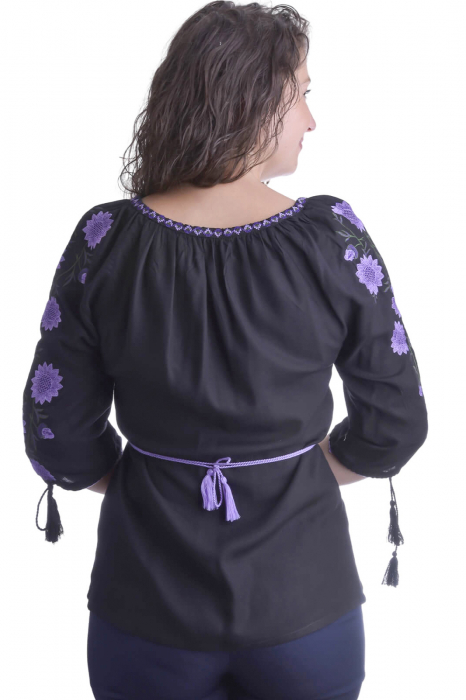 Bluza neagra cu motiv floral mov Giulia 01 [3]