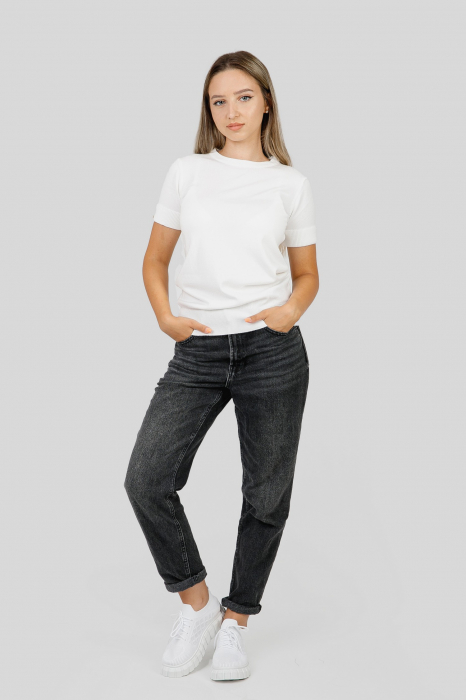 Bluza tricotata alba cu nasturi decorativi [4]