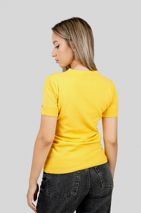Bluza tricotata galbena cu nasturi decorativi [3]