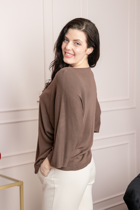 Bluza tricotata maro cu maneci liliac [3]