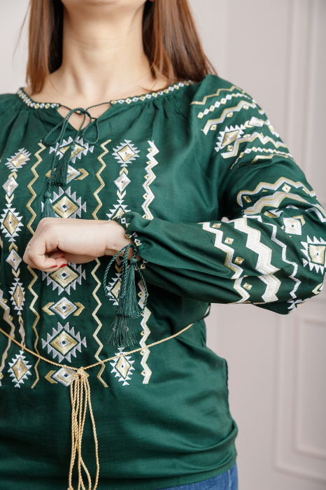Bluza verde cu motiv geometric auriu Carmina 03 [2]