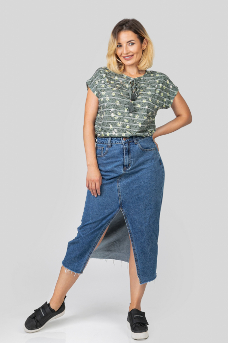 Bluza verde cu snur si imprimeu cu flori [4]