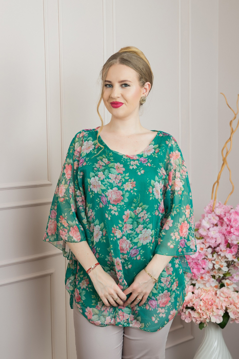 Bluza verde din voal cu imprimeu floral si maneci fluture