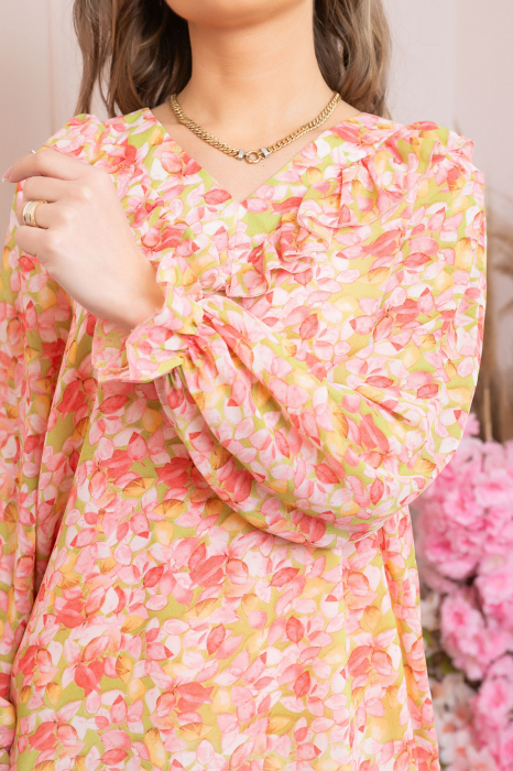 Bluza Vivienne din voal cu volanase si imprimeuri florale roz somon [2]