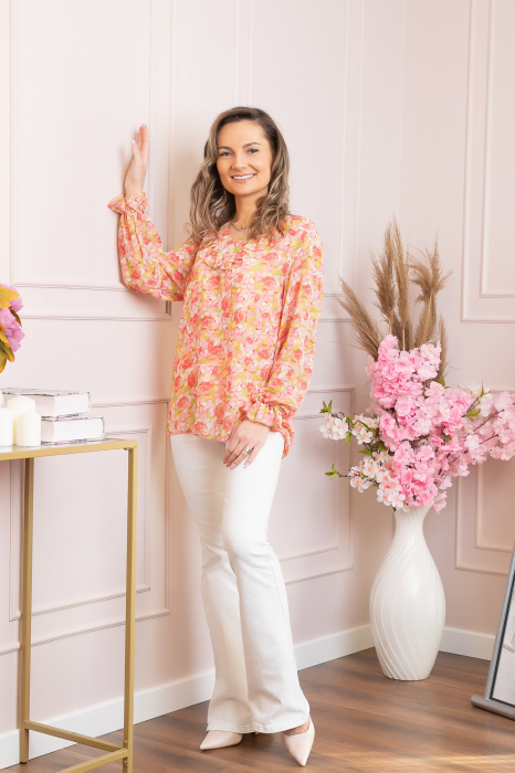 Bluza Vivienne din voal cu volanase si imprimeuri florale roz somon [4]