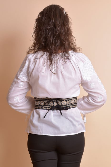 Brau traditional negru cu motiv floral bej Mihaela [7]