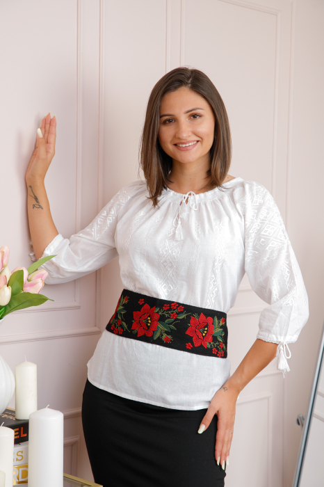 Brau traditional negru cu motiv floral rosu Domnica [2]