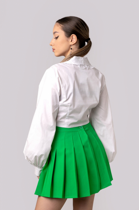 Camasa alba cu guler stilizat si maneci bufante [4]