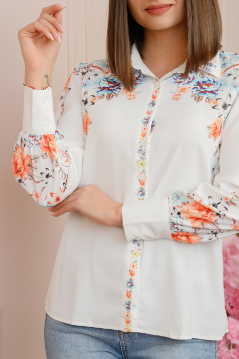 Camasa alba Felicity cu imprimeuri florale albastre [3]