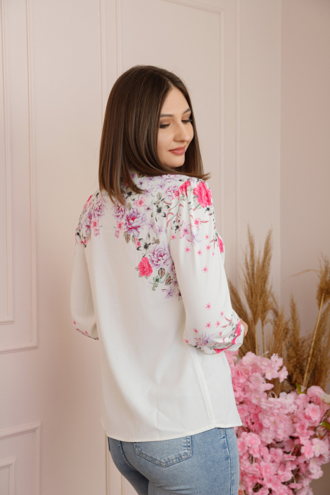 Camasa alba Felicity cu imprimeuri florale lila [2]