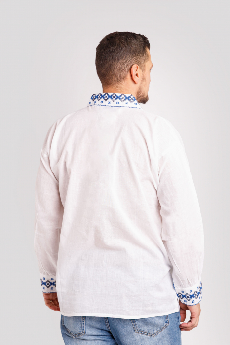 Camasa barbateasca traditionala alba cu motiv floral albastru Codin [3]