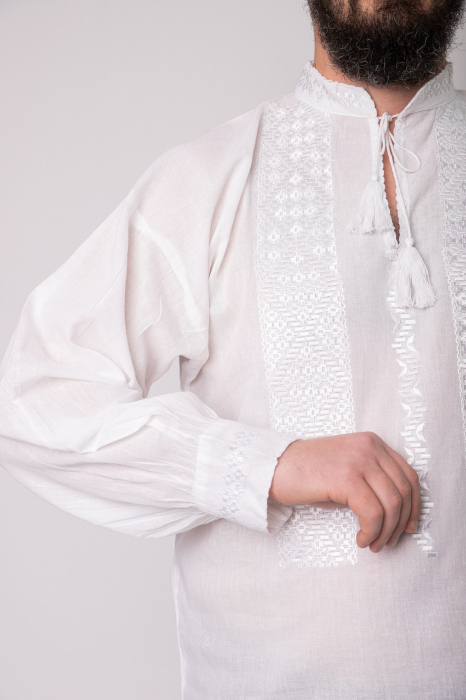 Camasa barbateasca traditionala alba cu motiv geometric alb Iacob 01 [2]