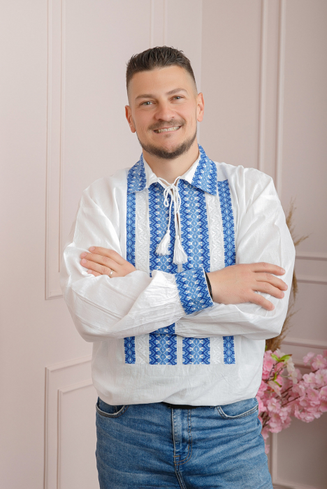Camasa barbateasca traditionala alba cu motiv geometric albastru Horia 02 [3]