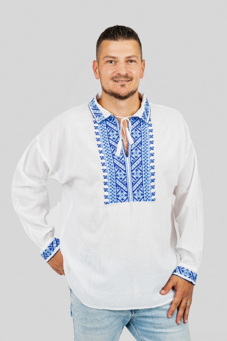 Camasa barbateasca traditionala alba cu motiv geometric albastru Pavel 02 [5]