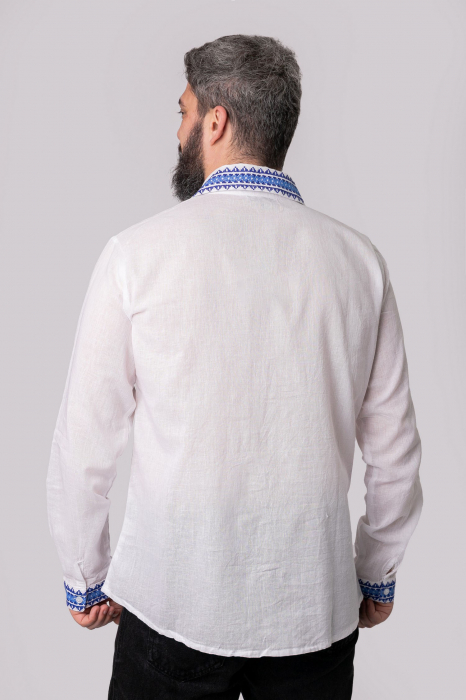 Camasa barbateasca traditionala alba cu motiv geometric albastru Ivan 02 [3]