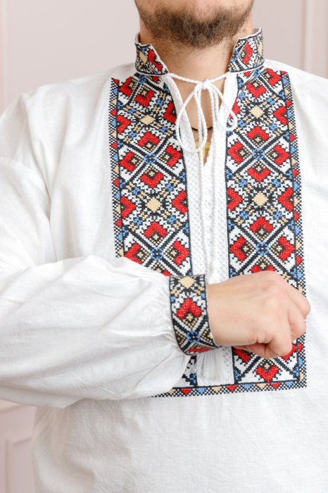 Camasa barbateasca traditionala alba cu motiv geometric multicolor Daniel [2]