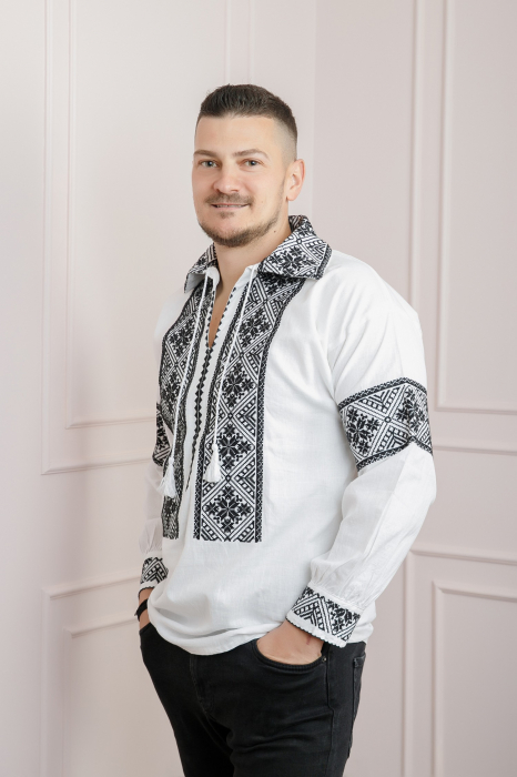 Camasa barbateasca traditionala alba cu motiv geometric negru Marcel [3]