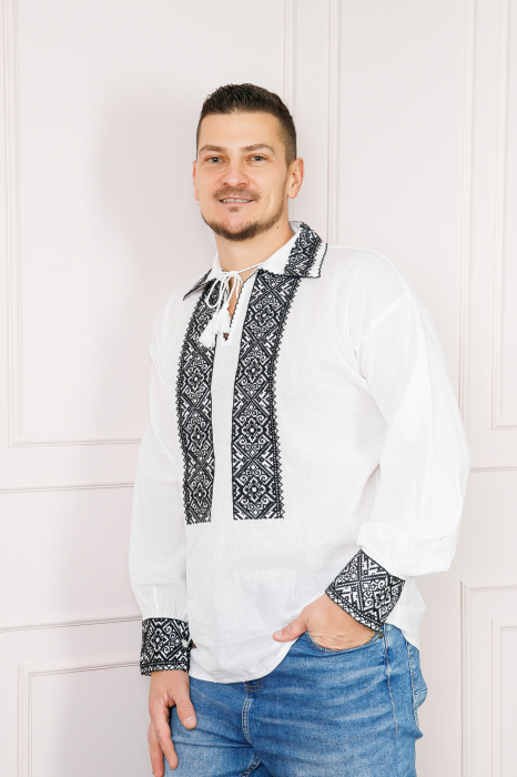Camasa barbateasca traditionala alba cu motiv geometric negru Toma 03 [4]