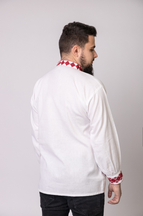 Camasa barbateasca traditionala alba cu motiv geometric rosu Calin 01 [3]