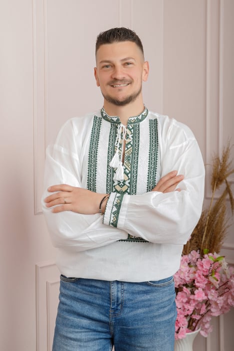 Camasa barbateasca traditionala alba cu motiv geometric verde Matei [4]