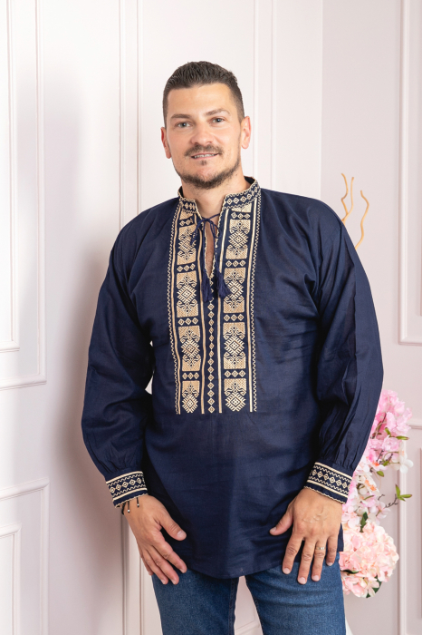 Camasa barbateasca traditionala albastra cu motiv geometric auriu Robert 02 [4]