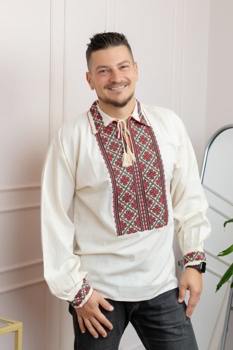 Camasa barbateasca traditionala crem cu motiv geometric rosu Laurentiu [4]