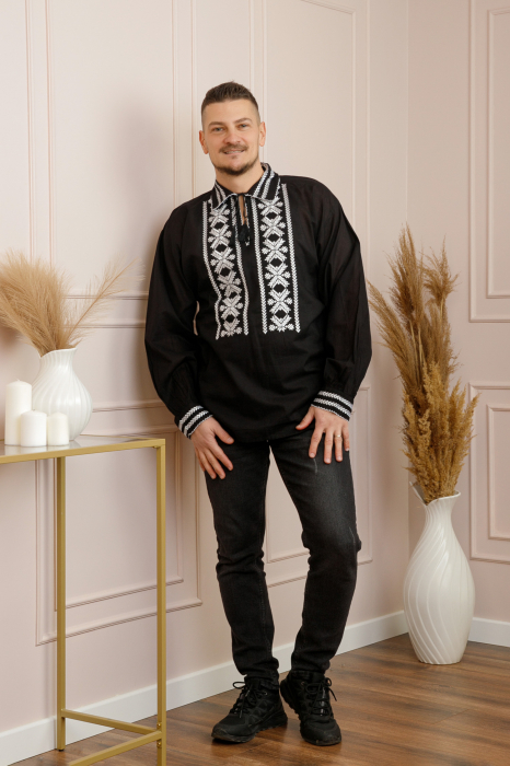 Camasa barbateasca traditionala neagra cu motiv floral alb Vladimir [4]