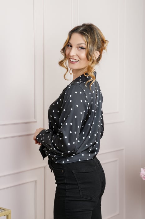 Camasa neagra cu buline albe [3]