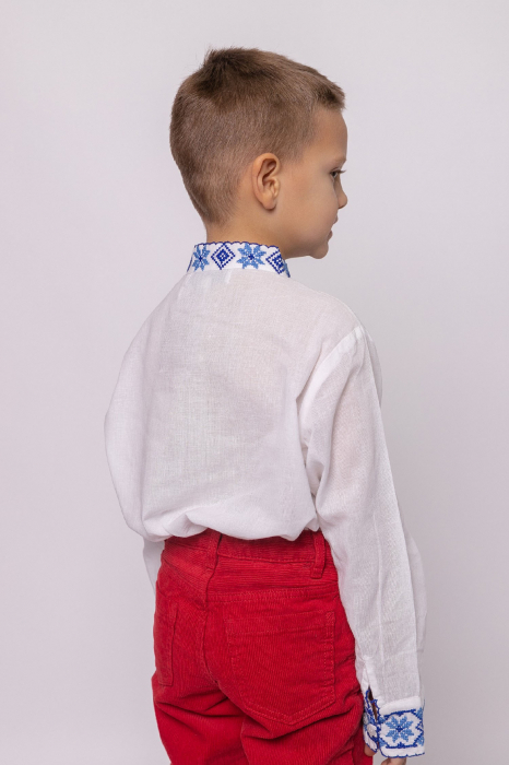 Camasa traditionala de baieti alba cu motiv floral albastru Laurentiu 01 [3]