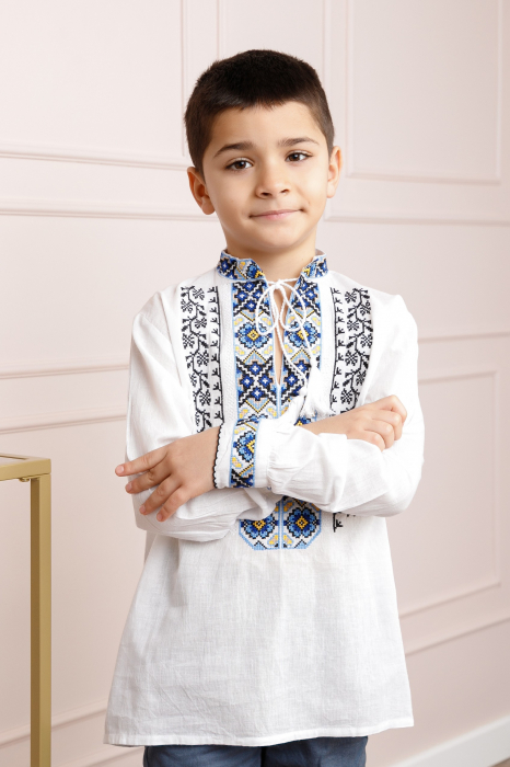 Camasa traditionala de baieti alba cu motiv floral albastru Mugur [3]