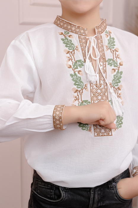 Camasa traditionala de baieti alba cu motiv floral crem Dragos [2]