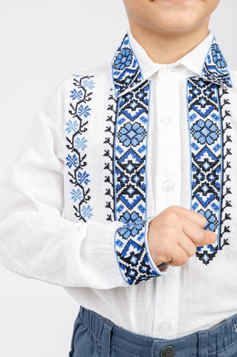 Camasa traditionala de baieti alba cu motiv geometric albastru Darius 01 [2]