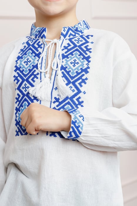 Camasa traditionala de baieti alba cu motiv geometric albastru Victor [2]
