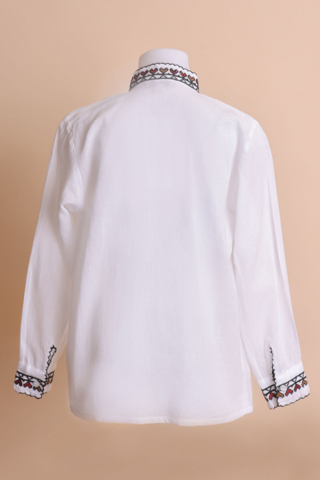 Camasa traditionala de baieti alba cu motiv geometric rosu Claudiu 01 [4]