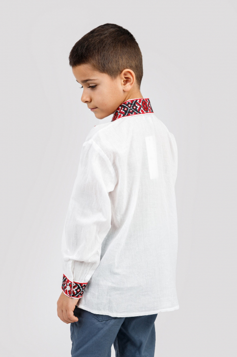 Camasa traditionala de baieti alba cu motiv geometric rosu Darius 02 [3]