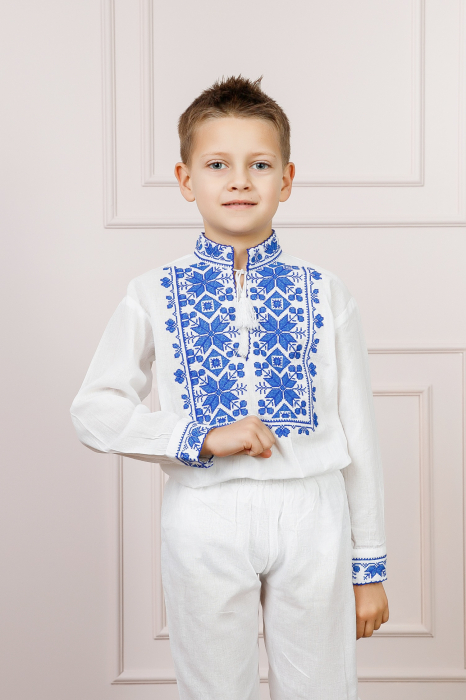 Compleu traditional alb pentru baieti cu motiv geometric albastru Emil [2]