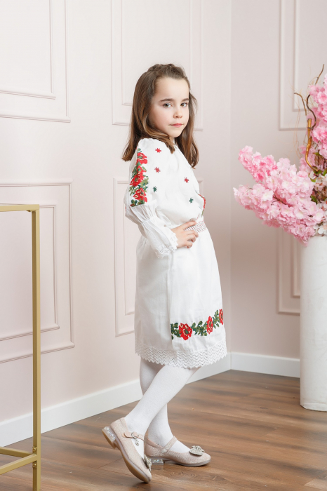 Compleu traditional alb pentru fetite cu motiv floral rosu Darina [4]